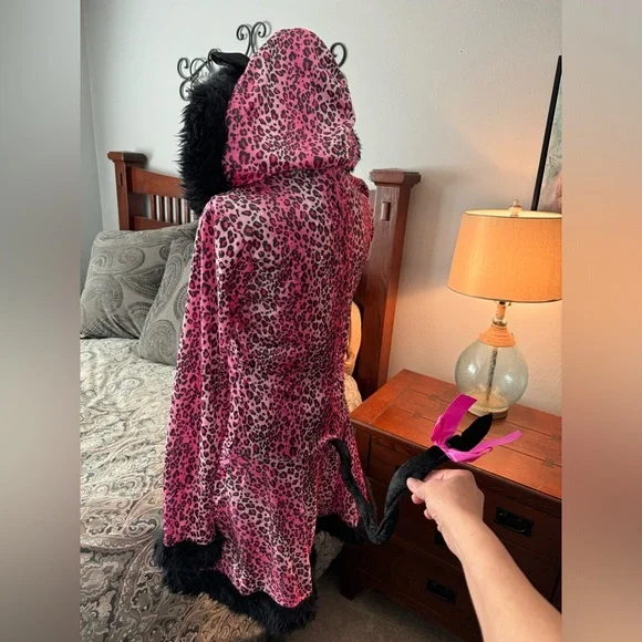 Dreamgirl Pink Leopard Costume - never worn - Picture 2 of 6